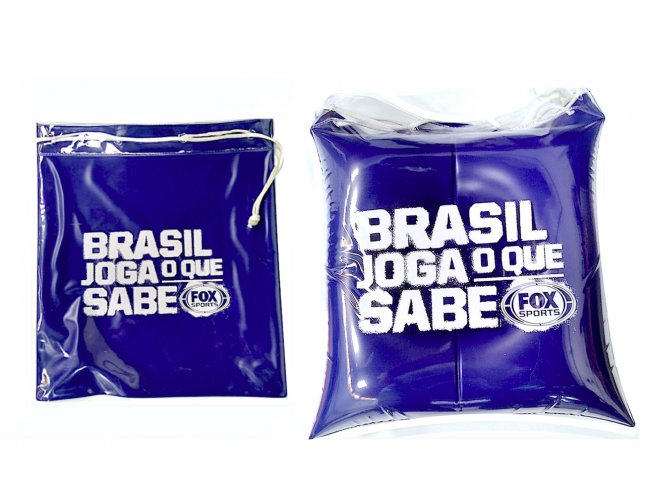 https://www.promarketingdesign.com.br/content/interfaces/cms/userfiles/00278/produtos/39012-brindes-personalizados-mochilas-personalizadas-brindes-promocionaismochilas-transparentes-moc-257.jpg