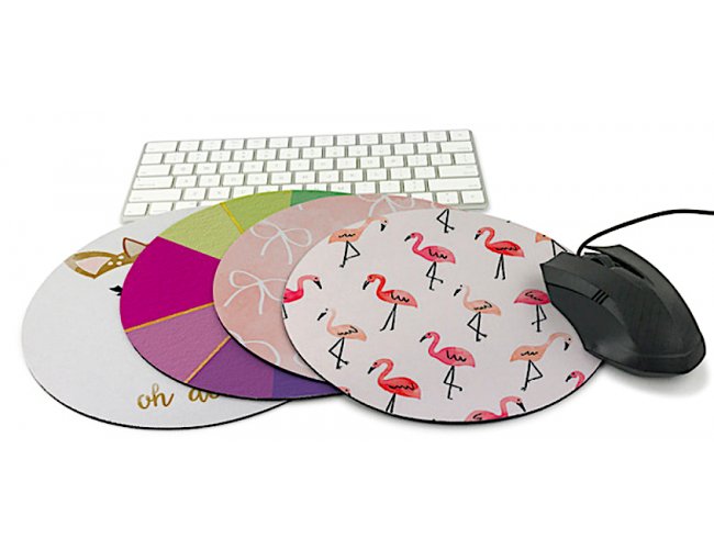 https://www.promarketingdesign.com.br/content/interfaces/cms/userfiles/00278/produtos/5602-mp-mouse-pad-personalizado-brindes-para-escritorio-brindes-para-informaticabrindes-personaliza-777.jpg